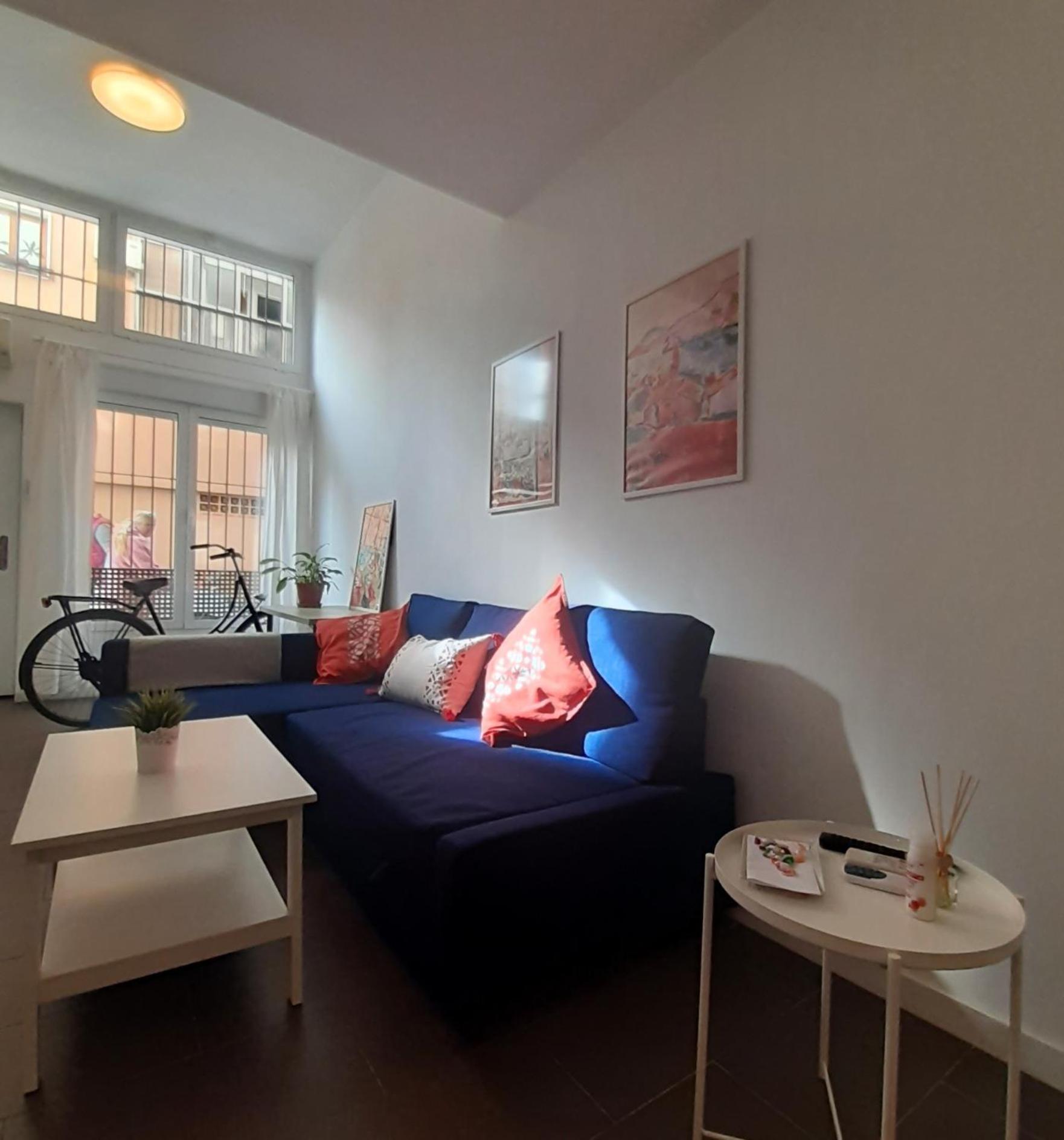 La Caramba Amplio Apartamento En La Playa Malaga Bagian luar foto