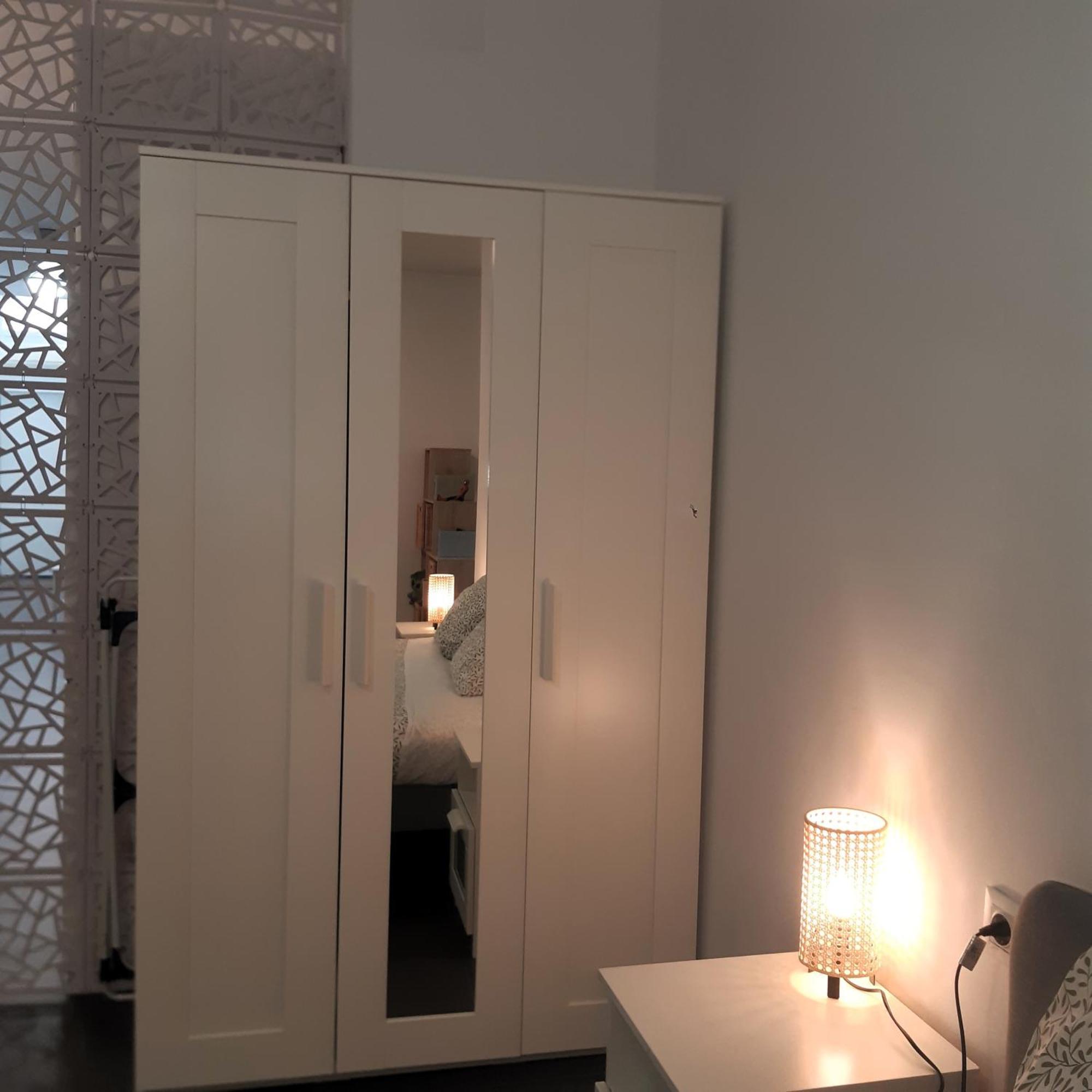 La Caramba Amplio Apartamento En La Playa Malaga Bagian luar foto
