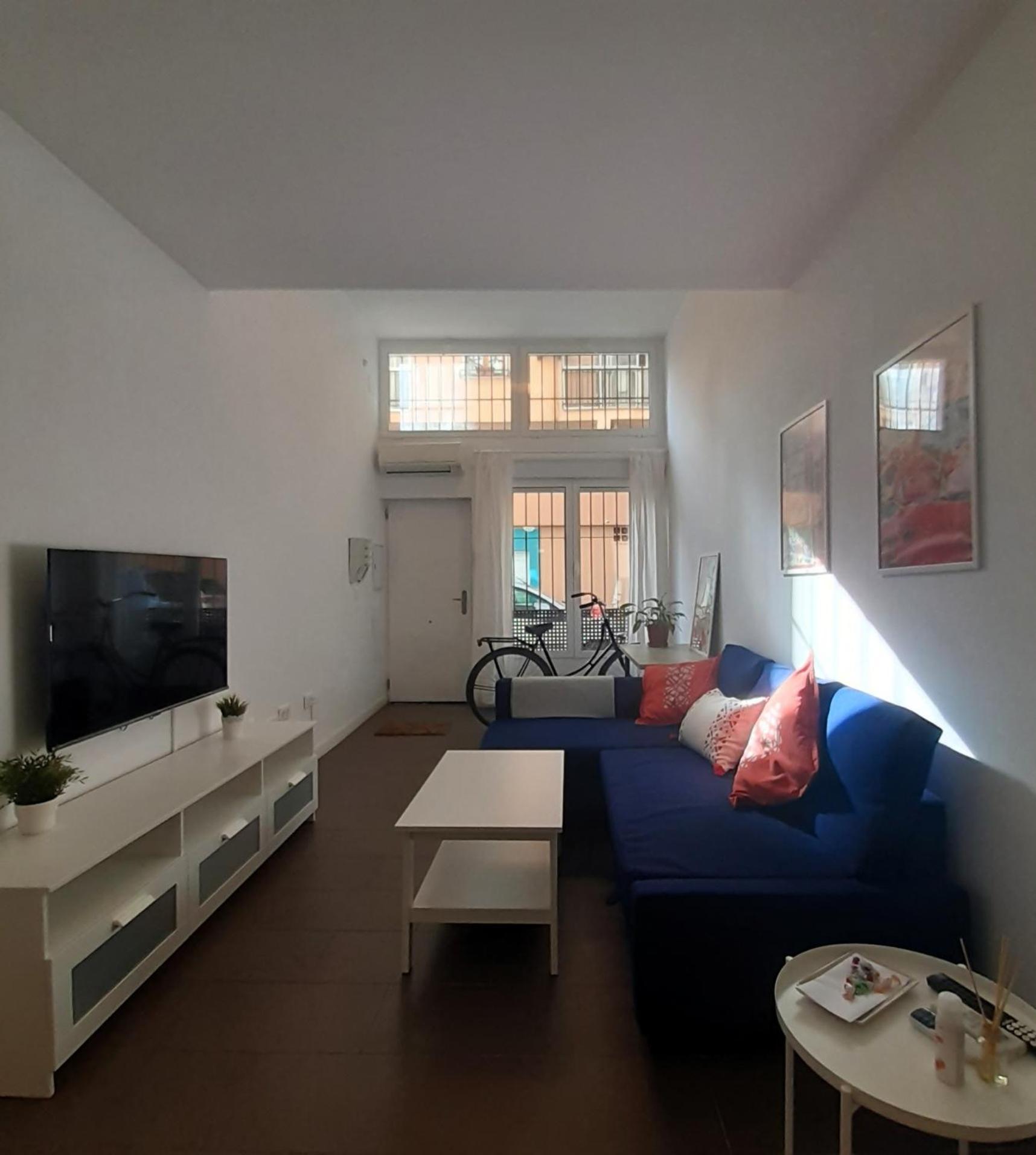 La Caramba Amplio Apartamento En La Playa Malaga Bagian luar foto