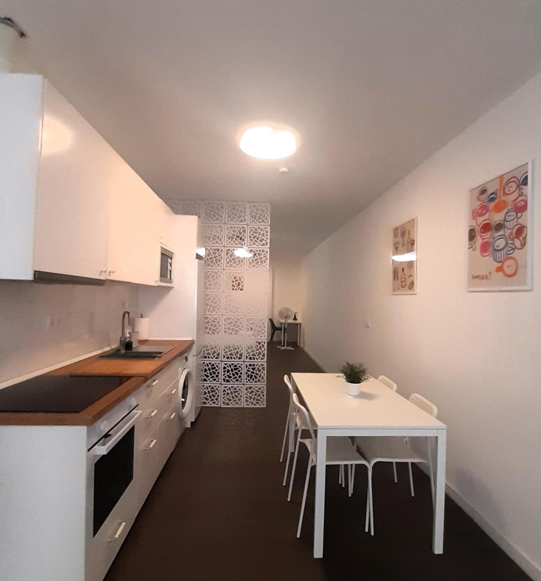 La Caramba Amplio Apartamento En La Playa Malaga Bagian luar foto
